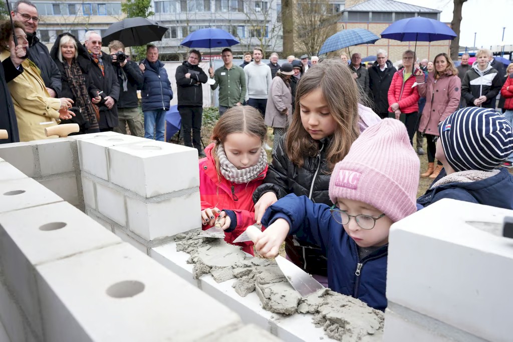 Urkundenübergabe