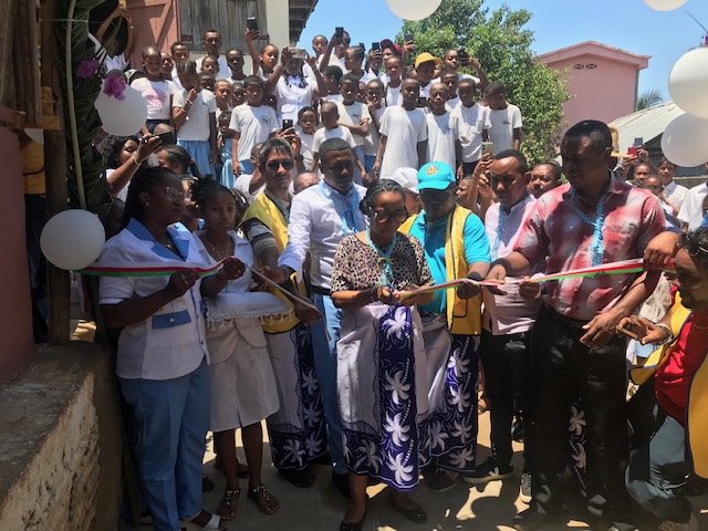 Feierliche Eröffnung